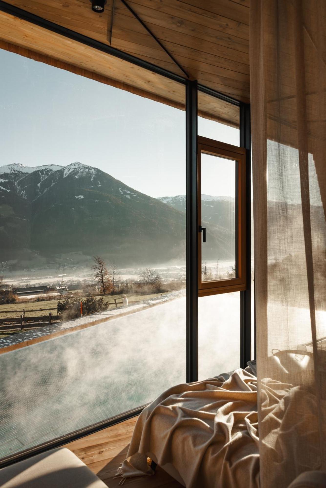 Aster Boutique Hotel & Chalets Fuegenberg Eksteriør billede