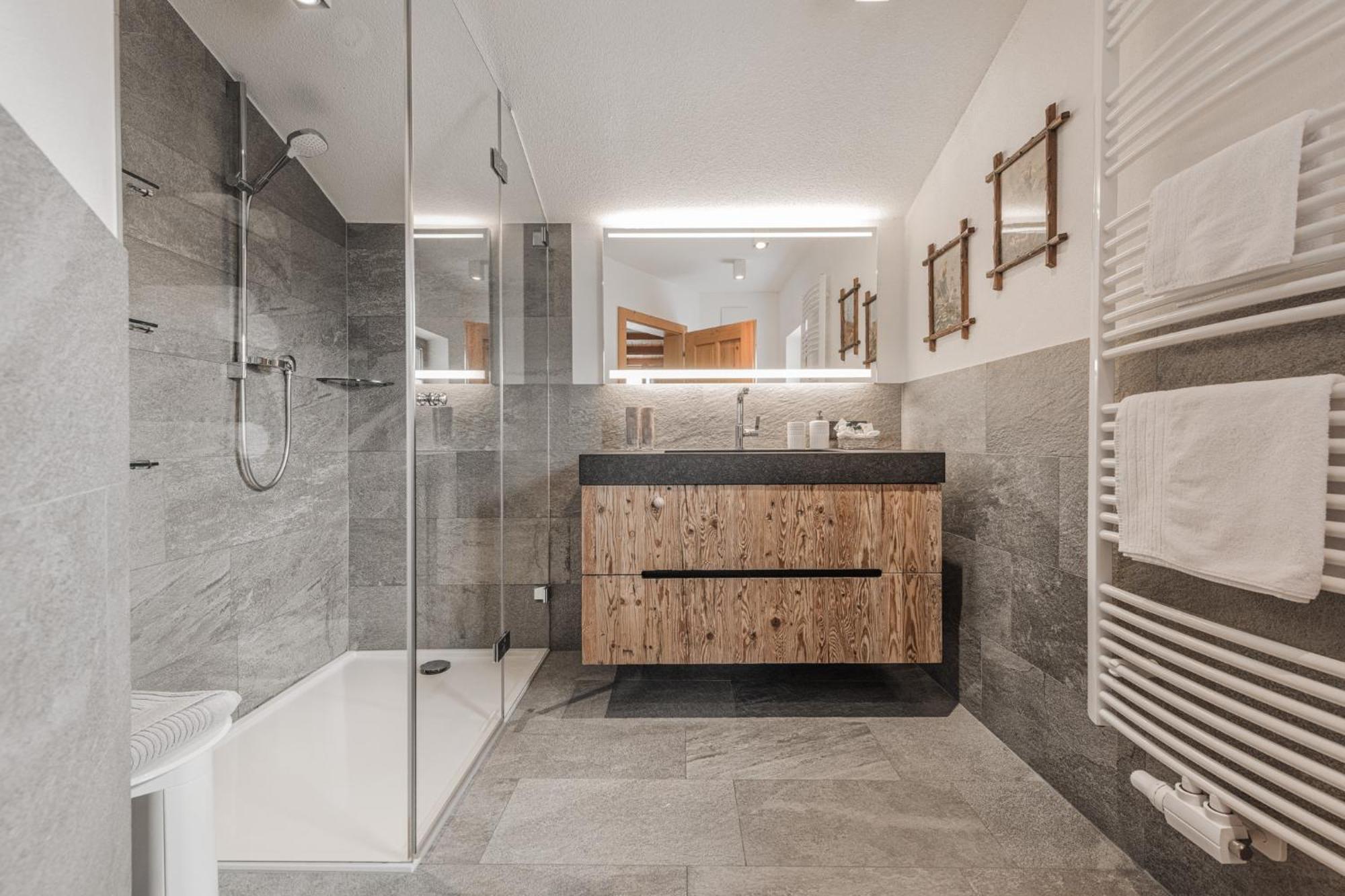 Aster Boutique Hotel & Chalets Fuegenberg Eksteriør billede