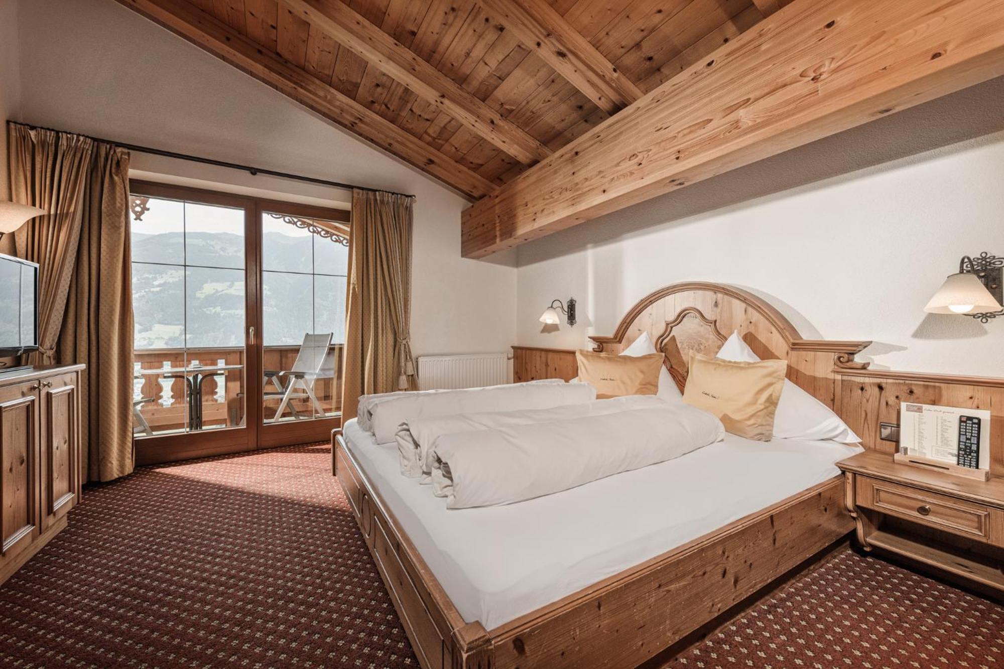 Aster Boutique Hotel & Chalets Fuegenberg Eksteriør billede